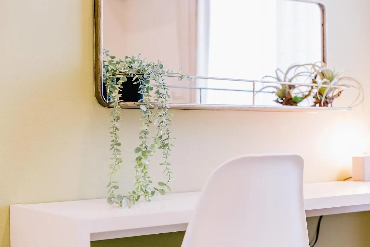 Finest Apartment Osaka 0*,